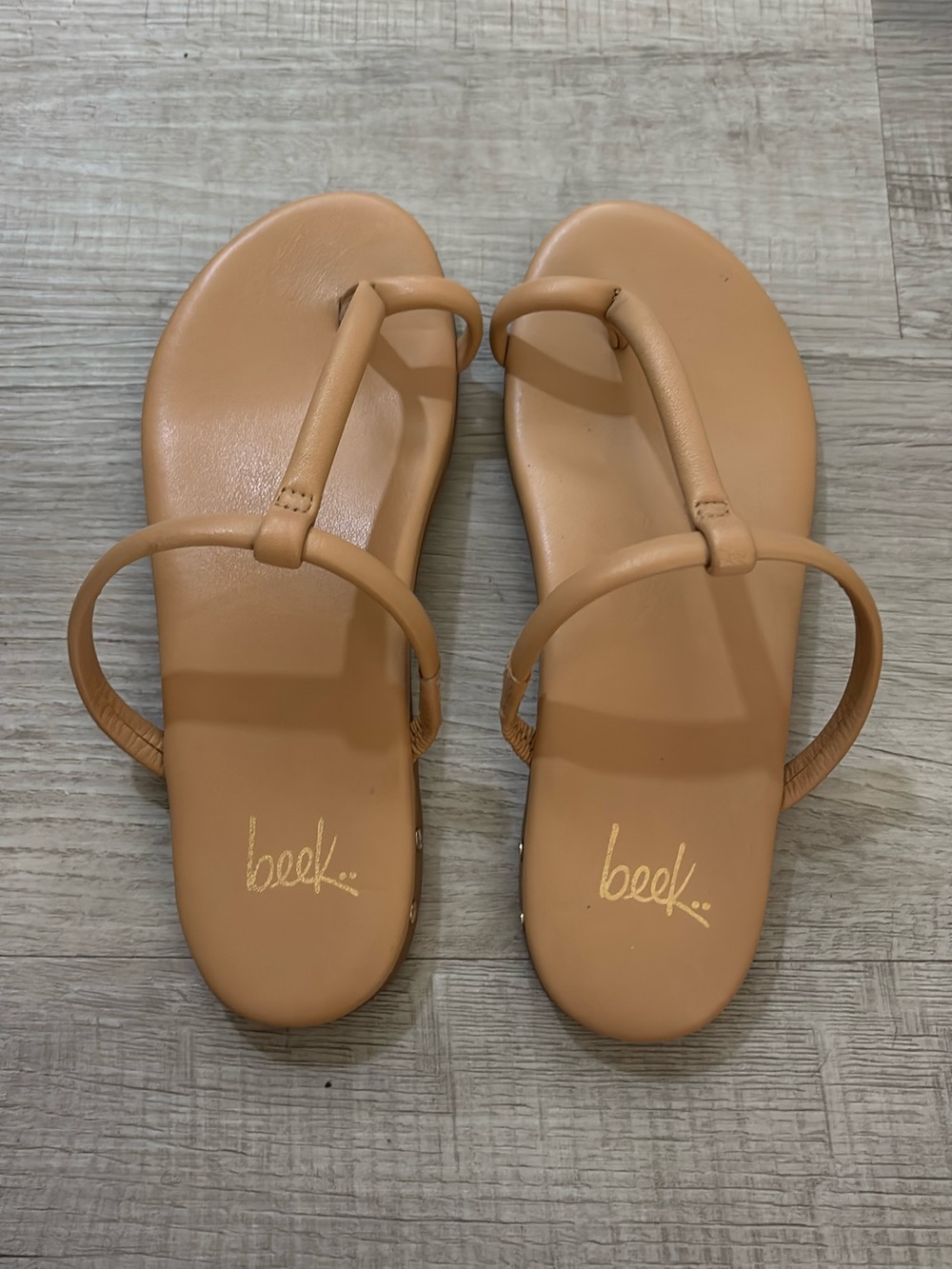 beek Nude/Tan Leather Toe-Ring Sandals
